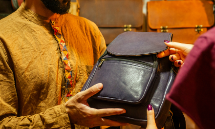 Which Material is Good for Laptop Bag? A Guide to Choosing the Right Material for Your Laptop Bag